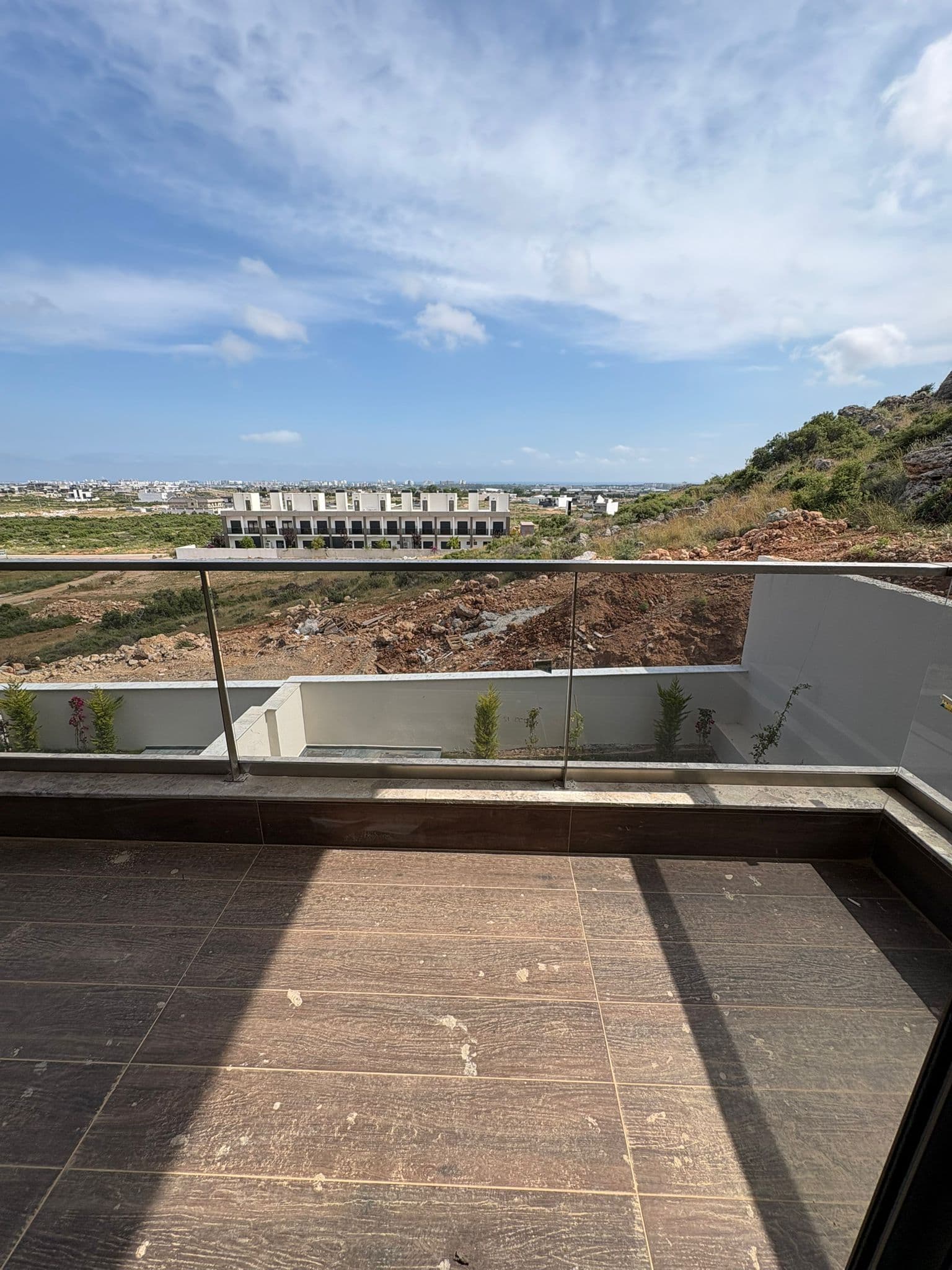 Bezugsfertige Neubau-Villa in Antalya Altıntaş – mit privatem Pool, Meerblick, Aufzug und Tiefgarage