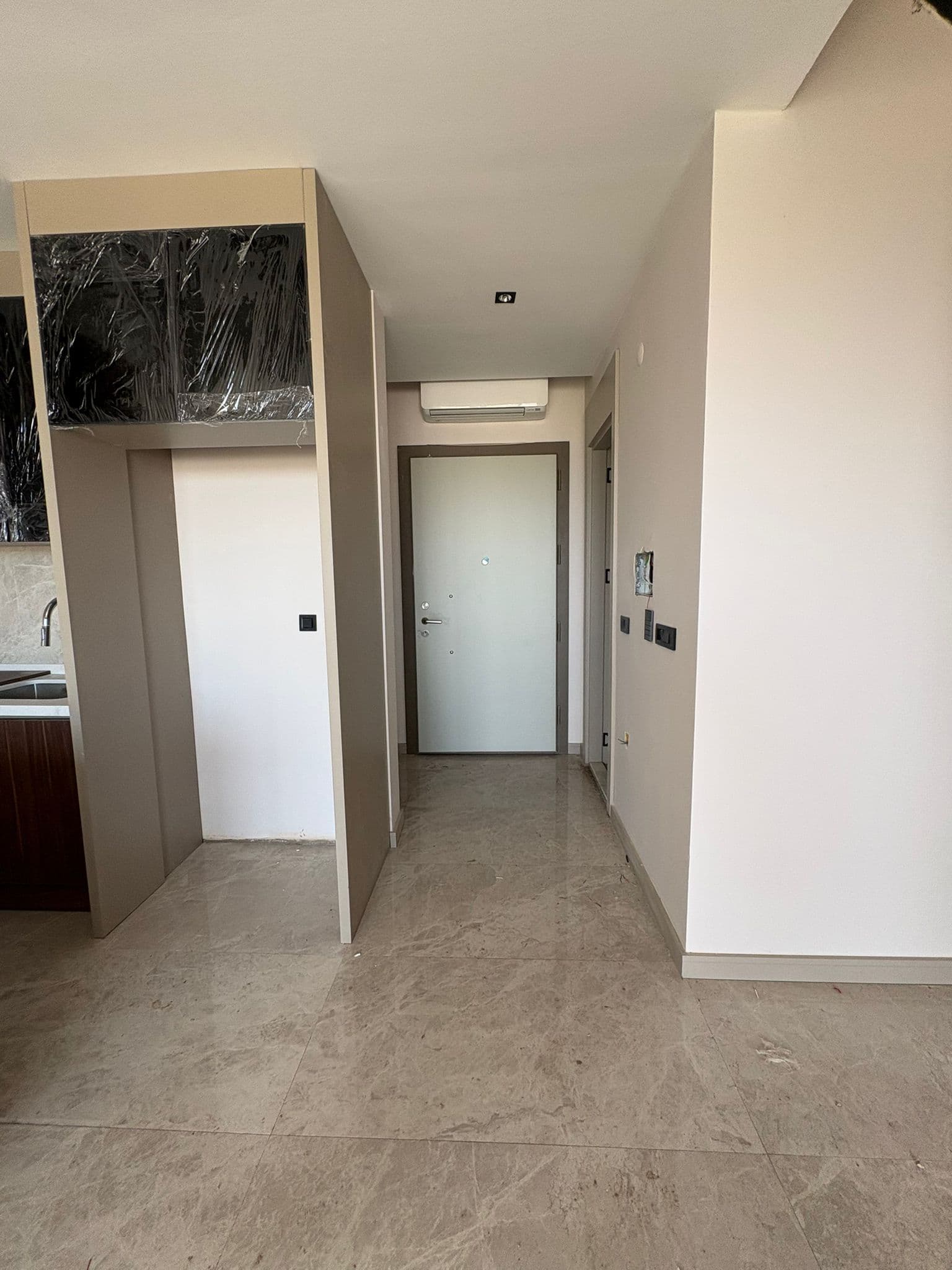 Bezugsfertige Neubau-Villa in Antalya Altıntaş – mit privatem Pool, Meerblick, Aufzug und Tiefgarage