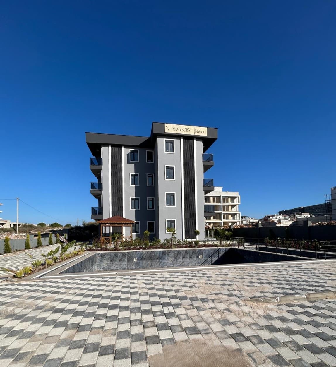 Moderne 2-Zimmer-Wohnung in Antalya Altıntaş – 1. Stock, Poolanlage und unschlagbares Angebot